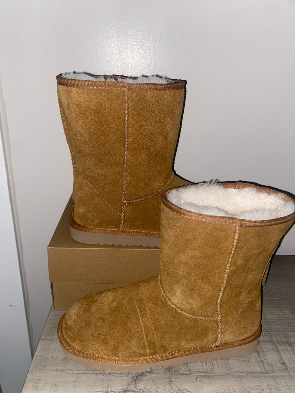 UGG KOOLABURRA SHORT